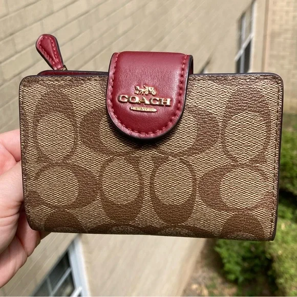 Coach Signature Medium Corner Zip Wallet Khaki Brown Tan Cherry Red Snap Button - Picture 17 of 17